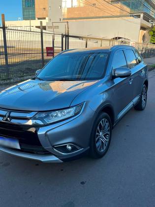 MITSUBISHI OUTLANDER 2.0 16V GASOLINA 4P AUTOMÁTICO MITSUBISHI OUTLANDER 2.0 16V GASOLINA 4P AUTOMÁTICO
